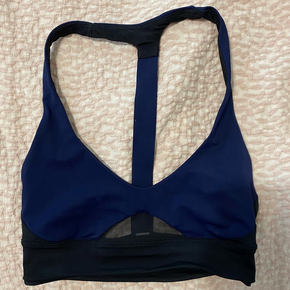 LULULEMON sports bra reversible